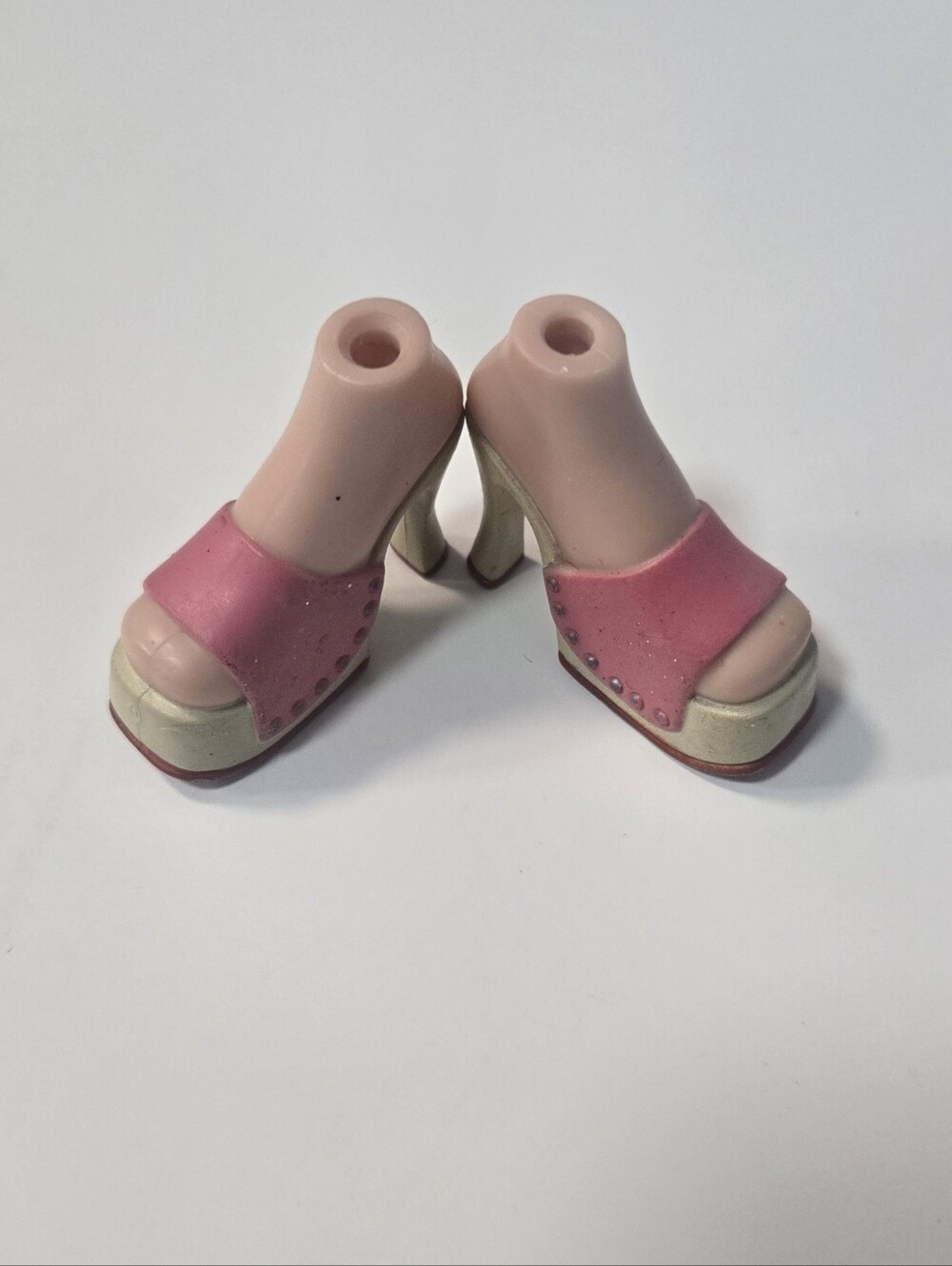 Bratz Strut It! Chloe Doll Shoes 1 Pair